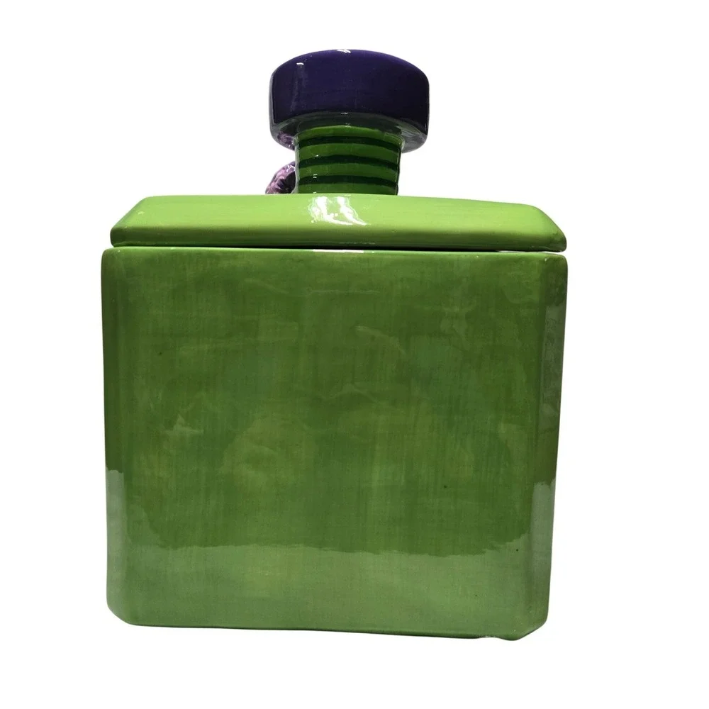 N/A beautiful green